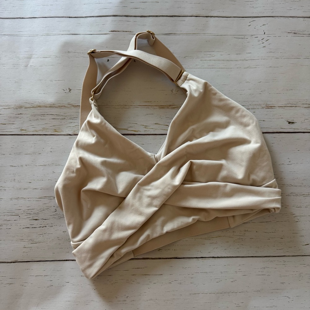 BuffBunny Candy Wrap sports bra